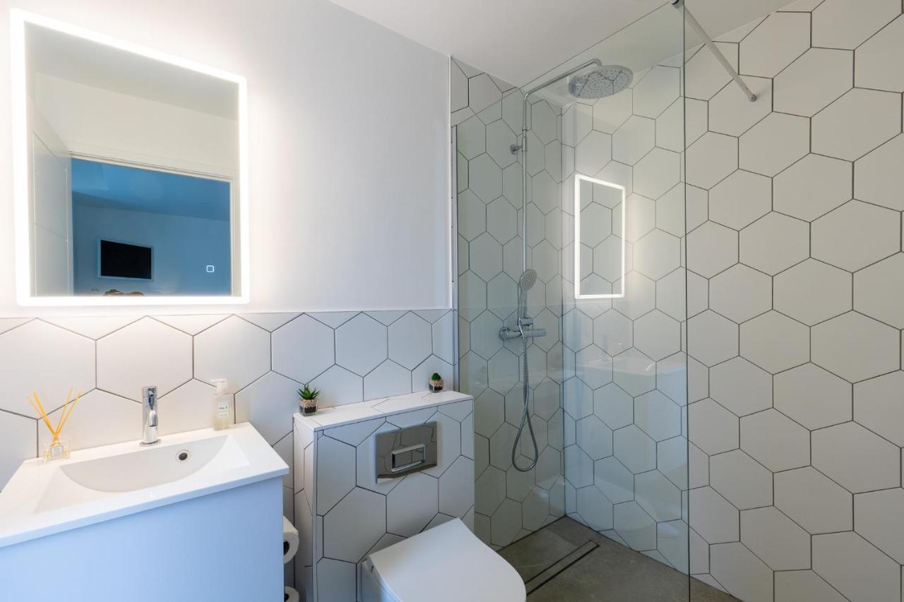 Sea Esta Guesthouse Мадфорд Экстерьер фото